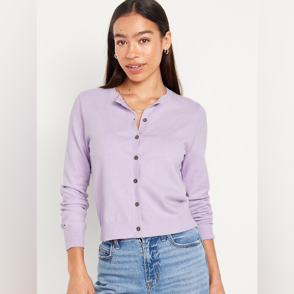 Old Navy SoSoft Lite Cropped Cardigan Sweater in Lavender size Small